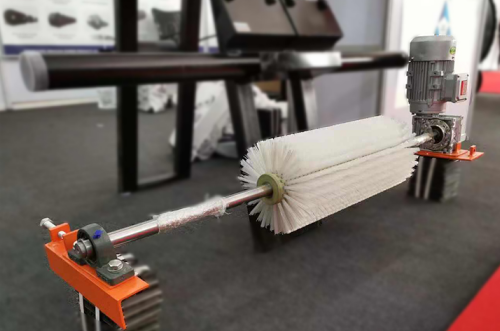 毛刷清掃器  電動毛刷清掃器